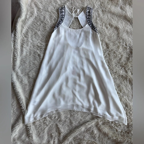BCBG Generation White Embroidered Chiffon Mini Dress with Open Back Size M - Picture 8 of 16